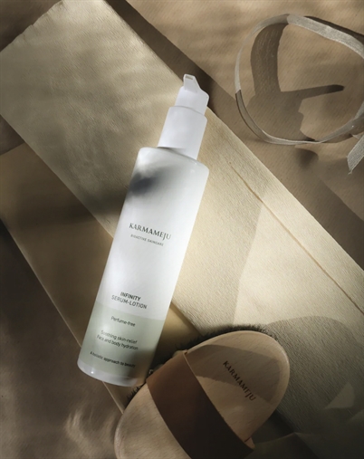 Karmameju - Infinity Face & Body Serum-Lotion - 300 ml.